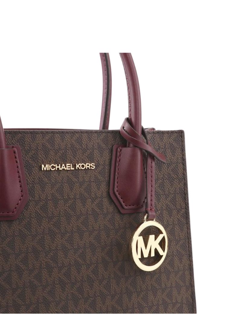 Mercer Medium Messenger in Signature Merlot