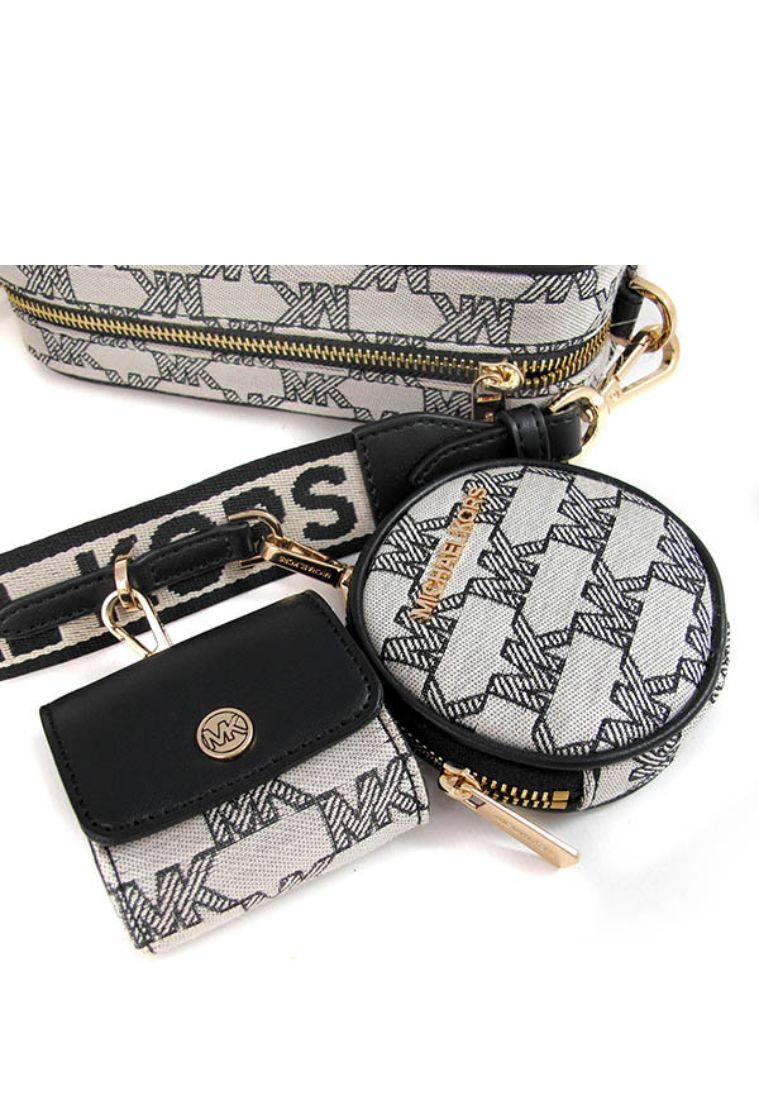 Jet Set Medium Pocket Crossbody With Attachments Black Multi