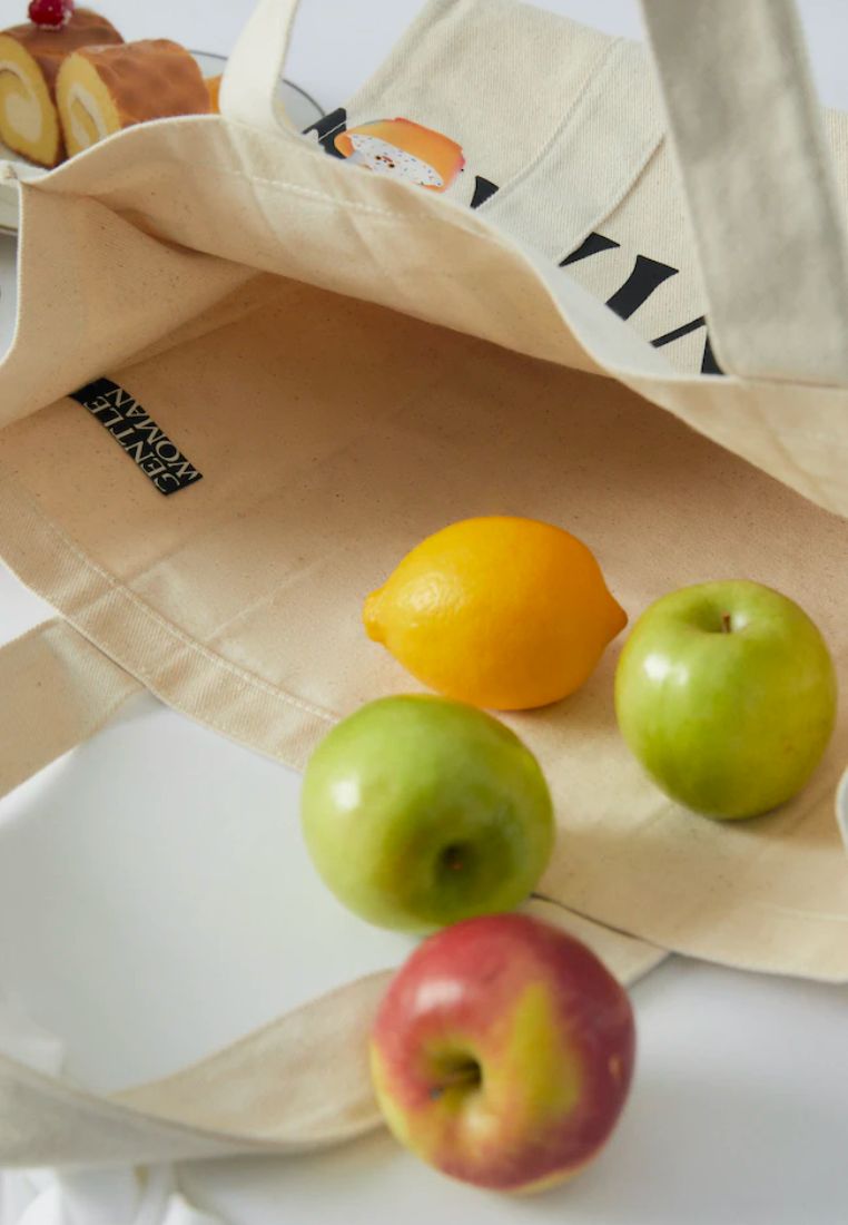 Afternoon Tea Box Tote White