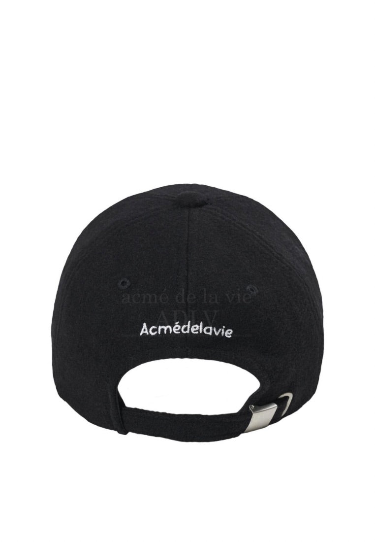 Boucle Bear Wool Ball Cap Black