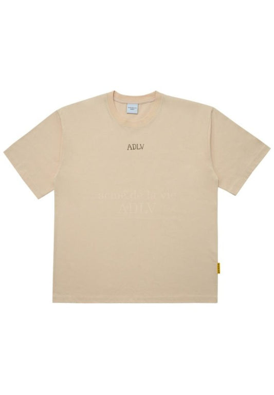 Glossy Basic Logo Short Sleeve T-Shirt Beige