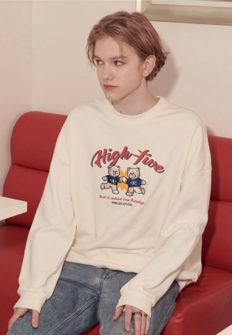 Overfit Sweatshirt High Five Cream