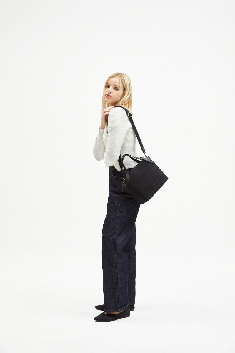 Aileen Canvas Bag L / Black