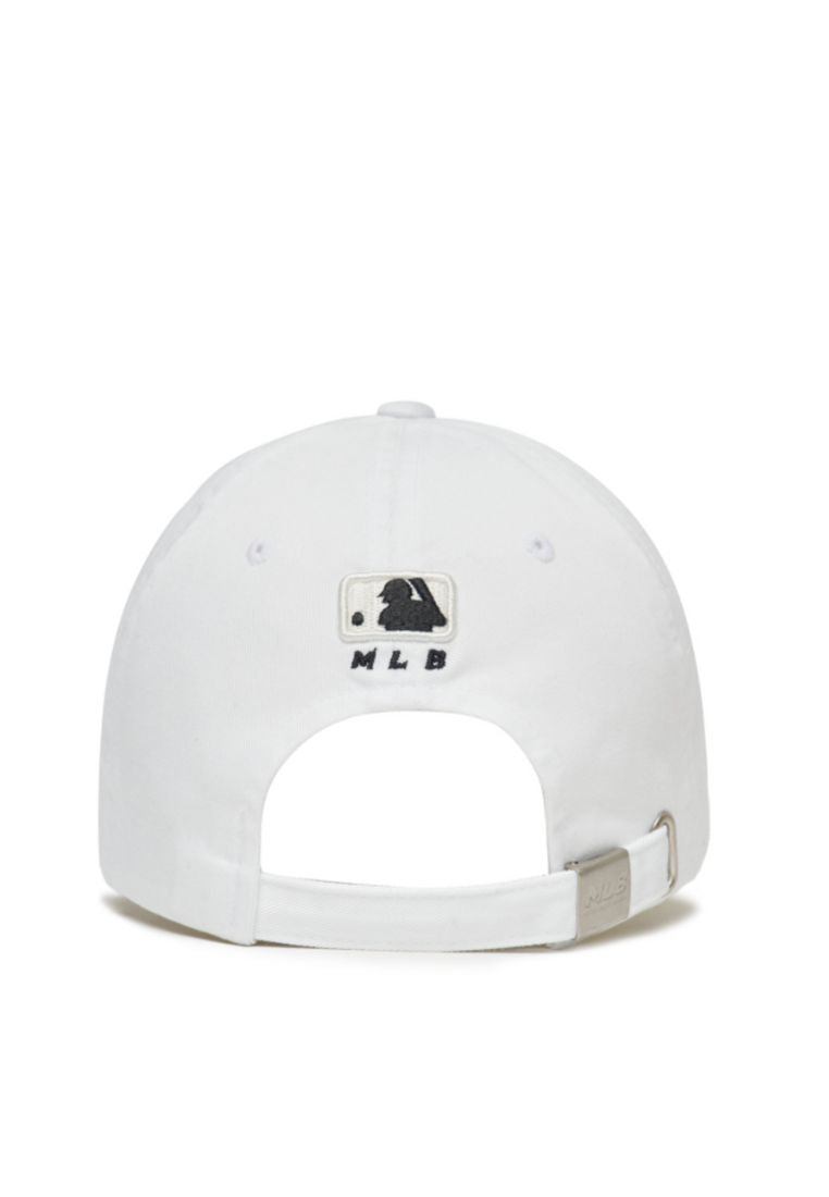 Basic Wappen Ball Cap NEW YORK YANKEES white