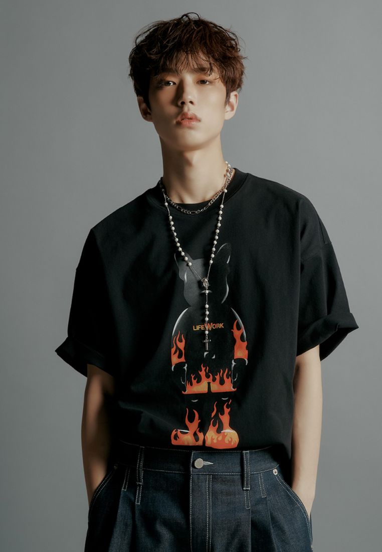 Flame Figure T-Shirt Black