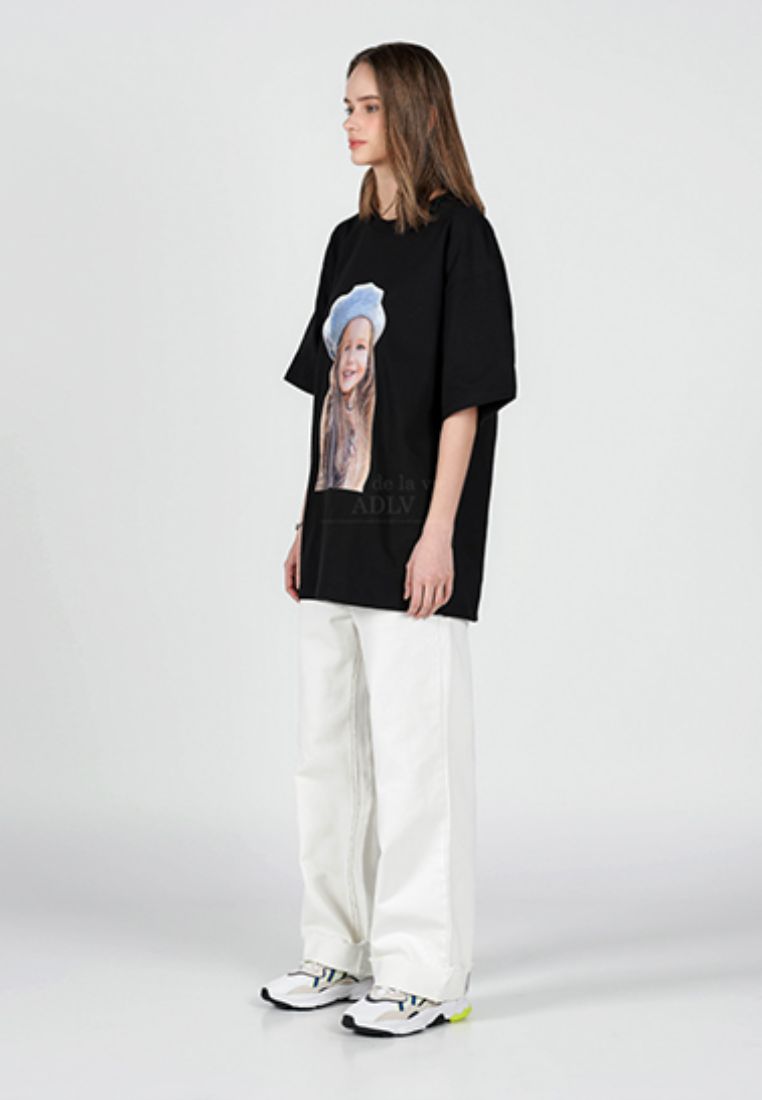 Baby Face Beret Girl Short Sleeve T-Shirt Black