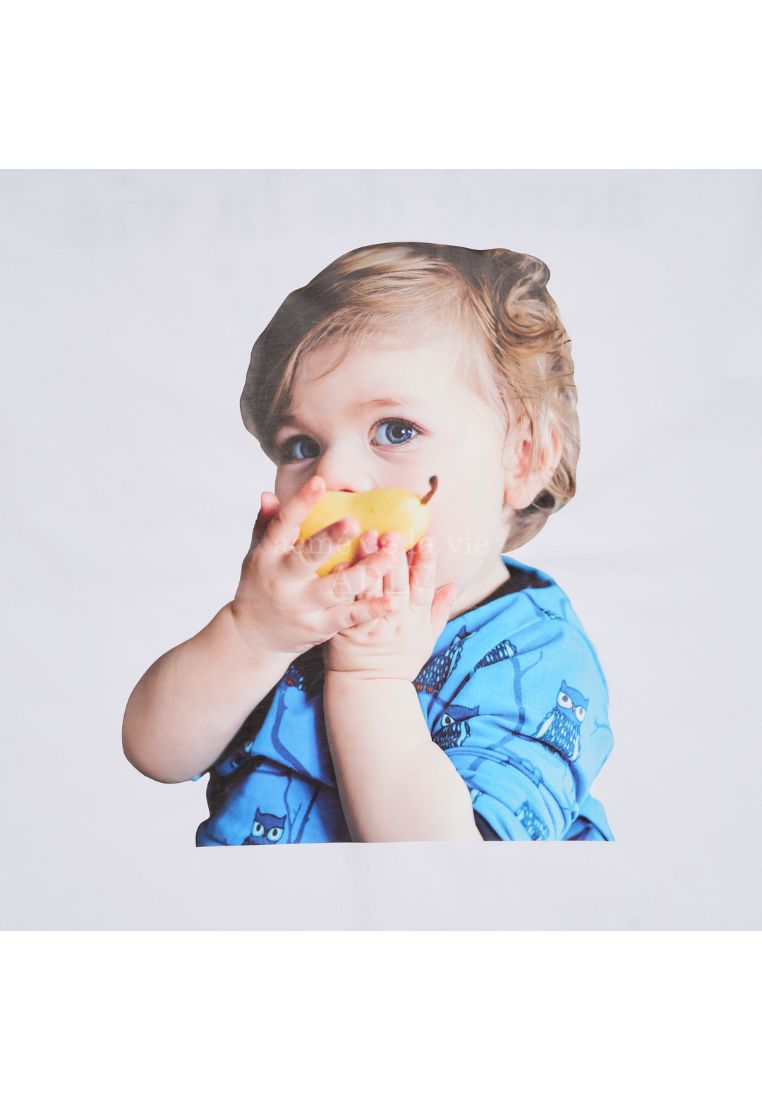 Baby Face Pear-Eating Baby Short Sleeve T-Shirt White