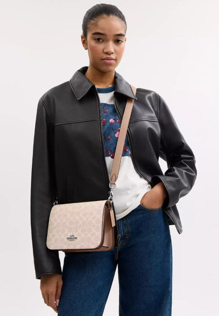 Quinn Bag In Signature Canvas Silver Sand Taupe