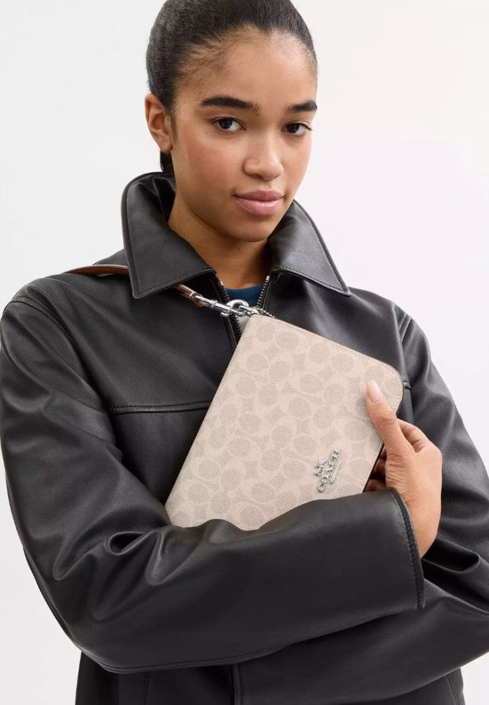 Quinn Bag In Signature Canvas Silver Sand Taupe