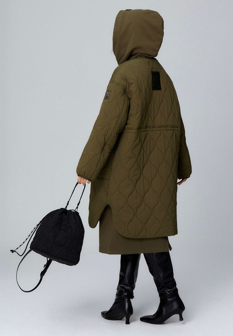 Embroidered Quilted Bucket Bag Black