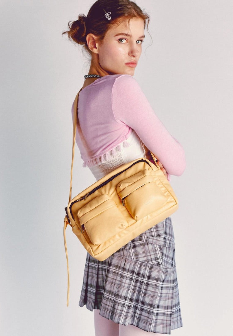 Pocket Nemo Bag M Nappa Butter