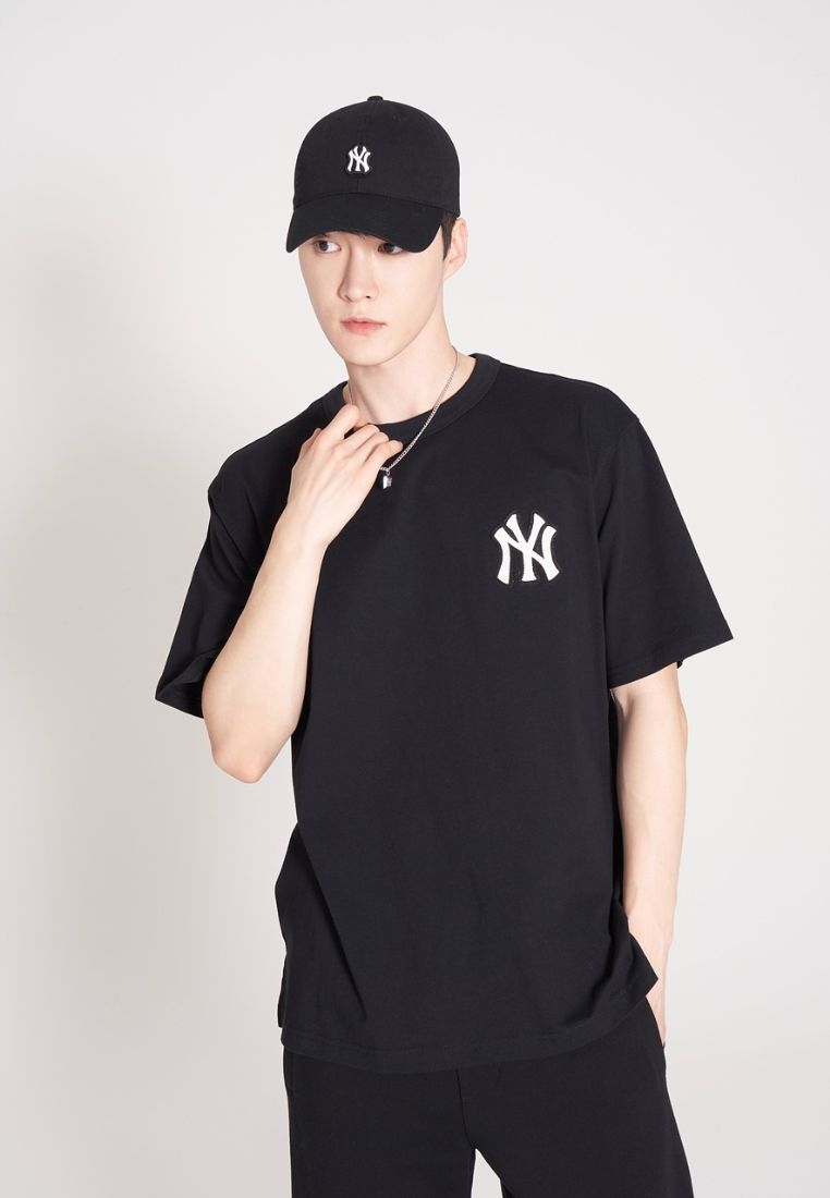 Basic Wappen Ball Cap NEW YORK YANKEES black