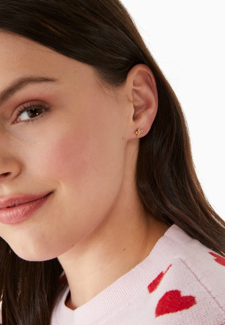 Gleaming Gardenia Flower Studs Light Peach