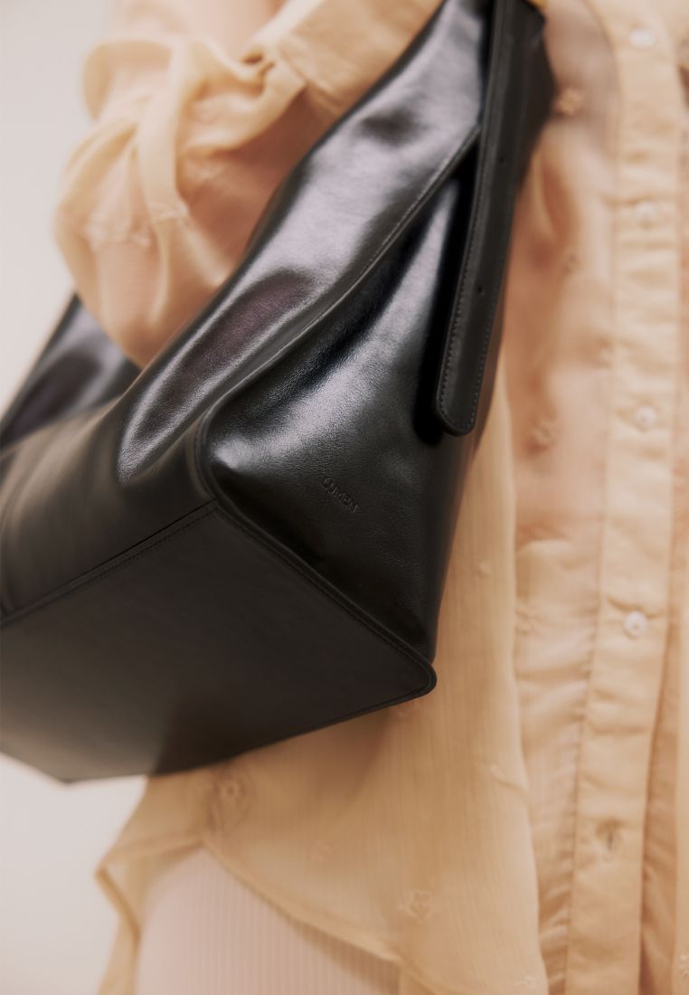 ARETE BAG soft black