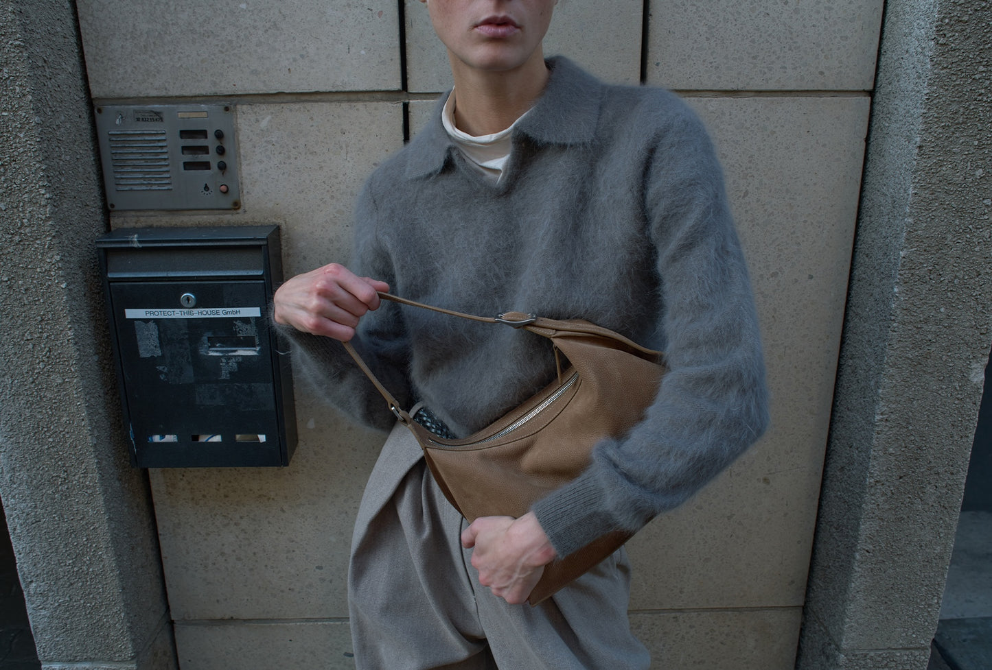 ARETE DEMI BAG nubuck fawn