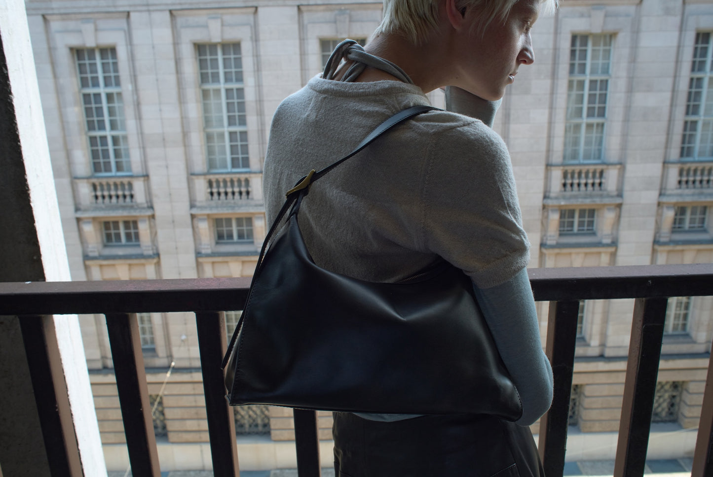 ARETE DEMI BAG soft black