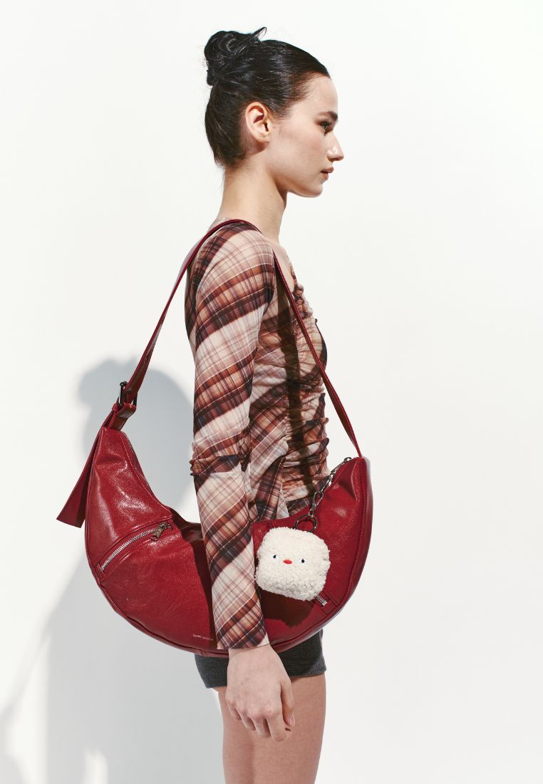 Apple sling Bag M Goat Red