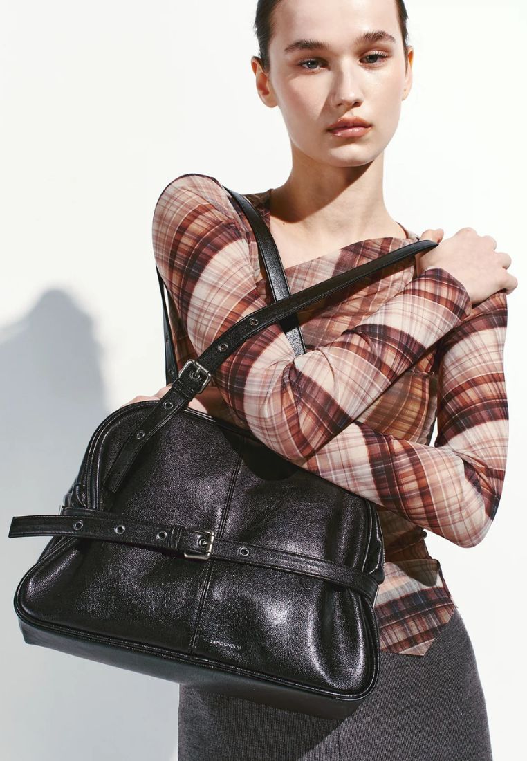 Dome Belt Bag Goat Black