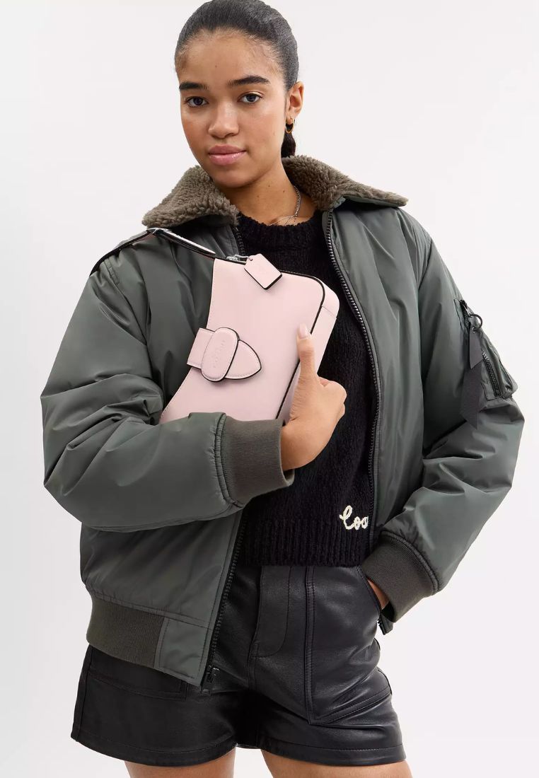 Eliza Shoulder Bag With Zipper Closure Silver Blush