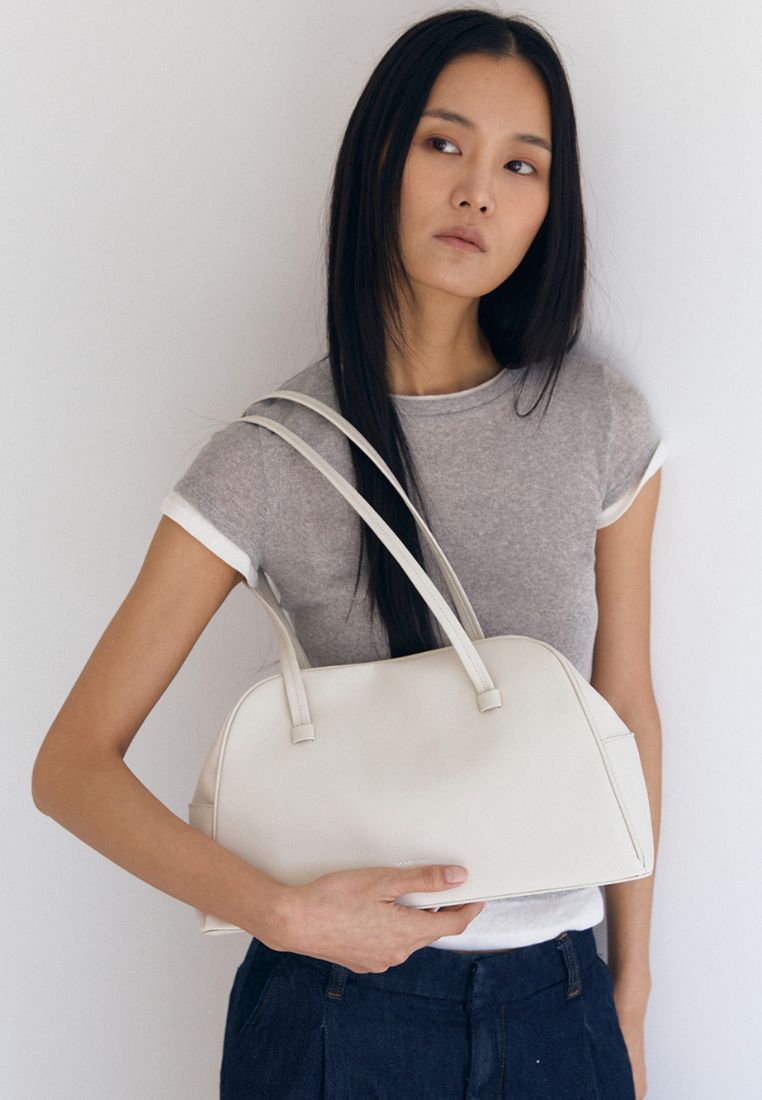 Jade Off White