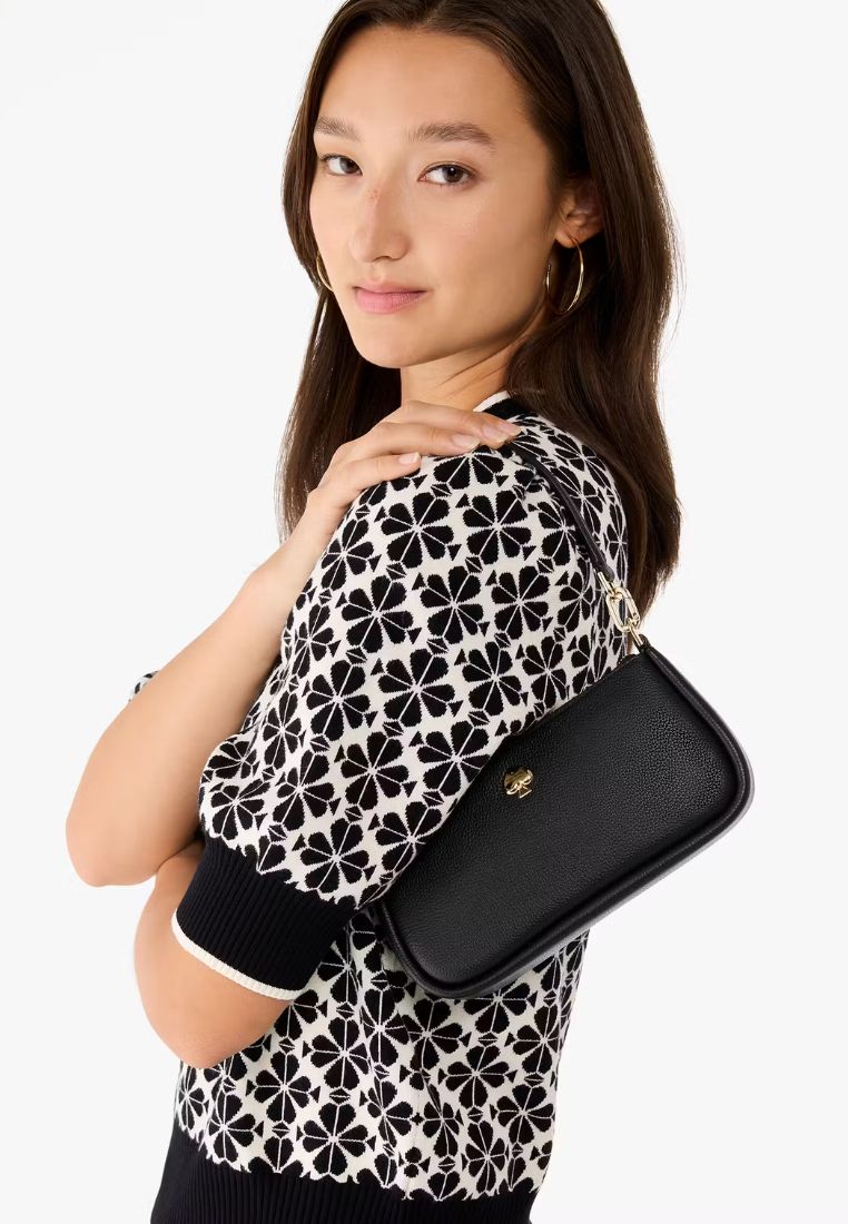 Kayla Convertible Wristlet Black