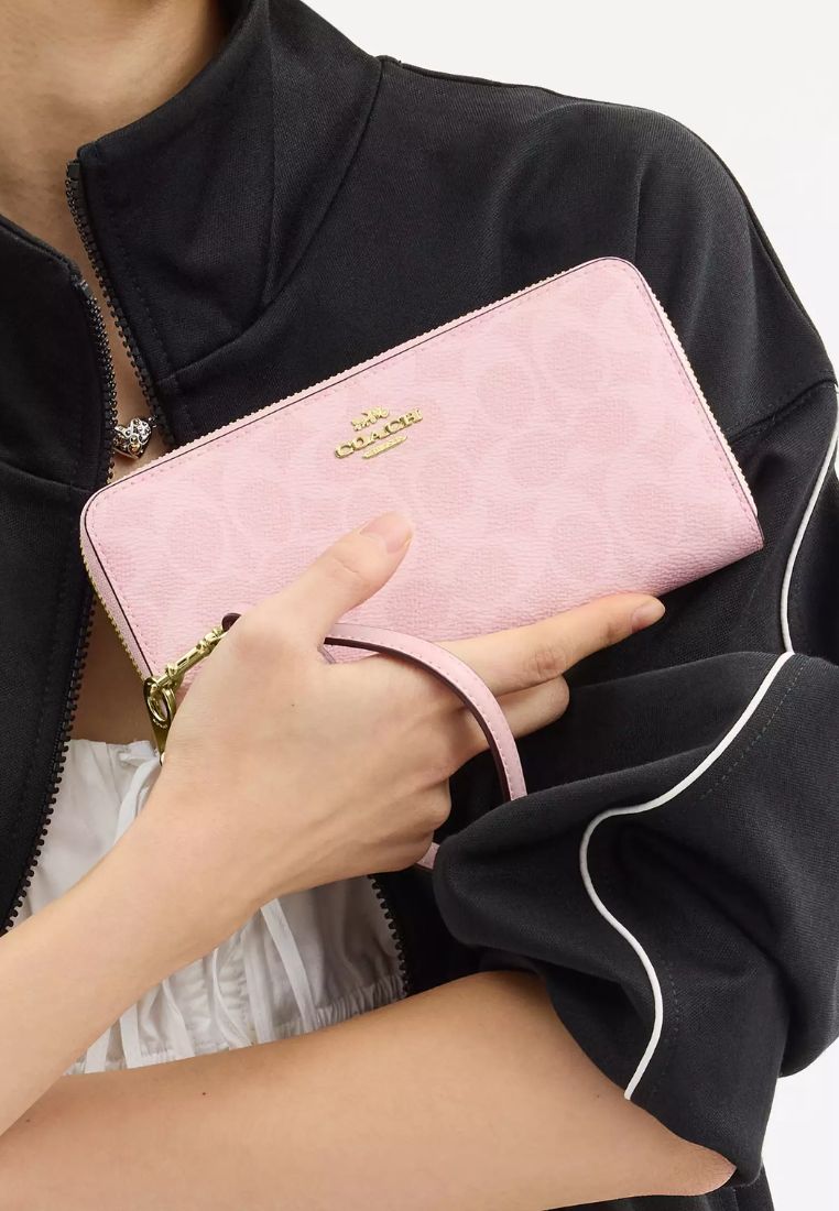 Long Zip Around Wallet In Signature Canvas Gold Powder Pink