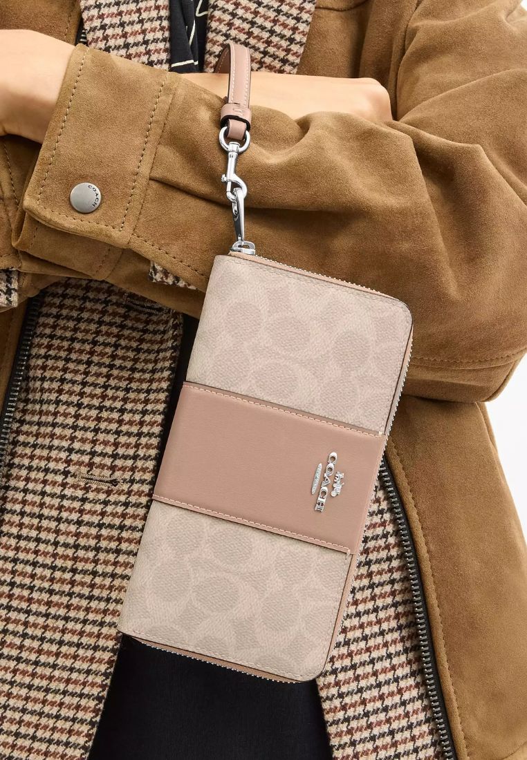 Long Zip Around Wallet In Signature Canvas With Stripe Silver Sand Taupe