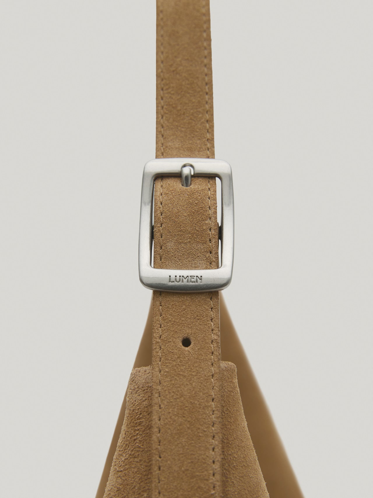 MOSSY HOBO BAG suede sand