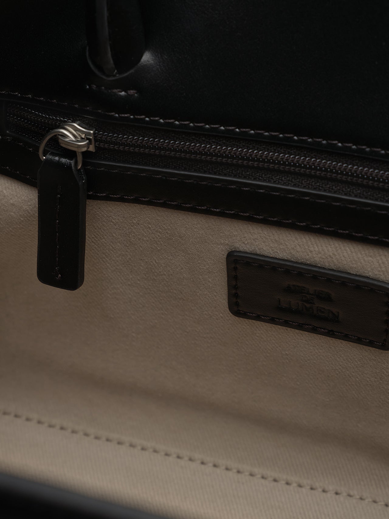NADEL MINI BAG soft black
