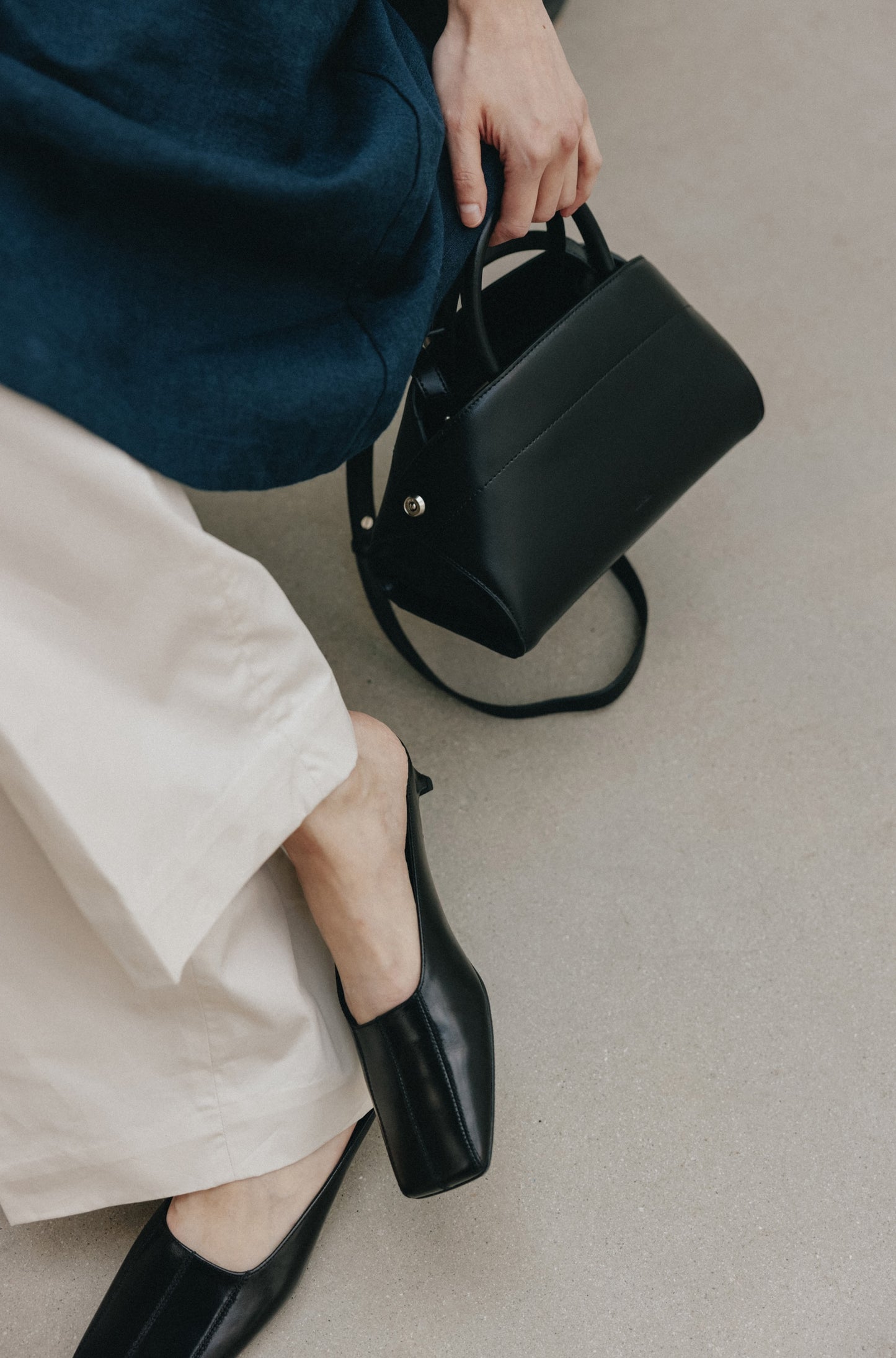 NADEL MINI BAG soft black