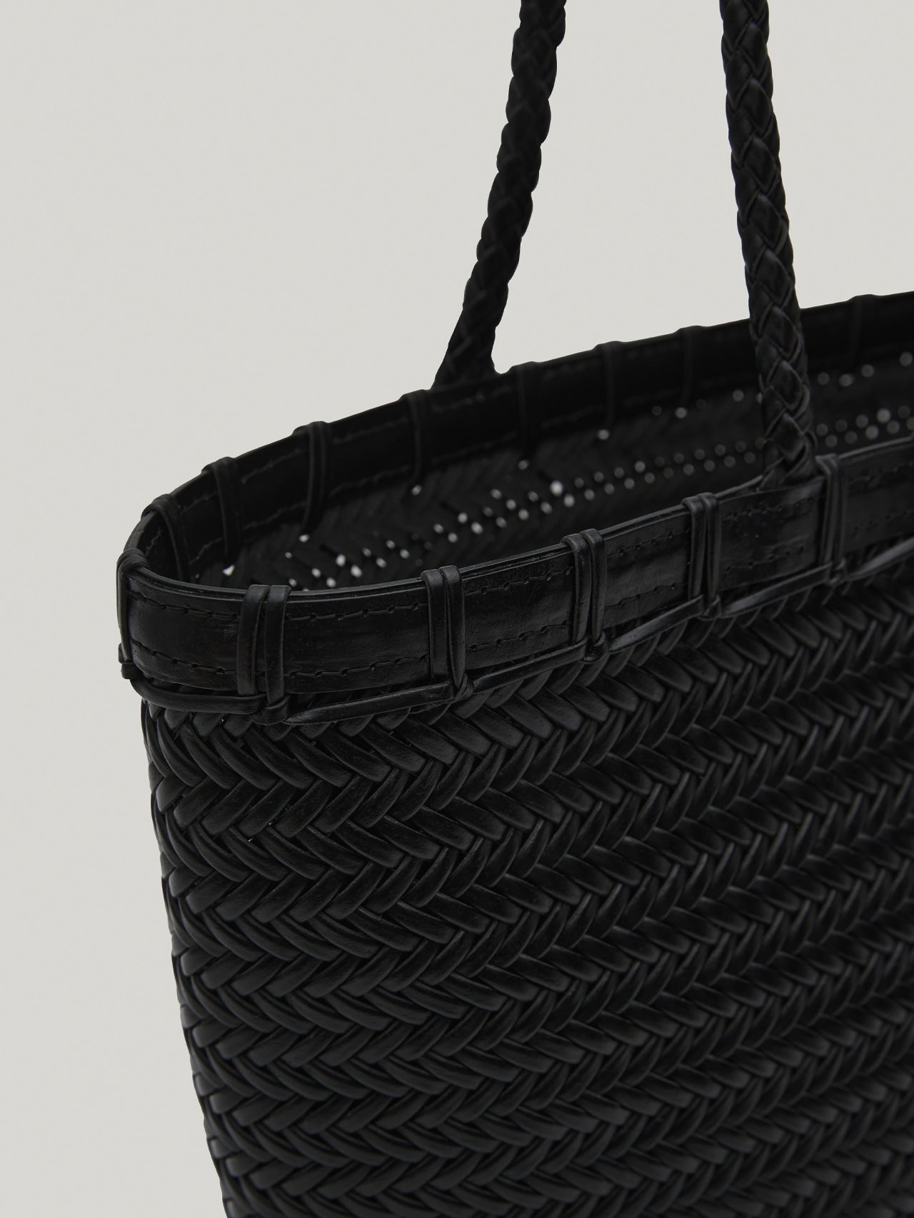 TWIG BAG dried black