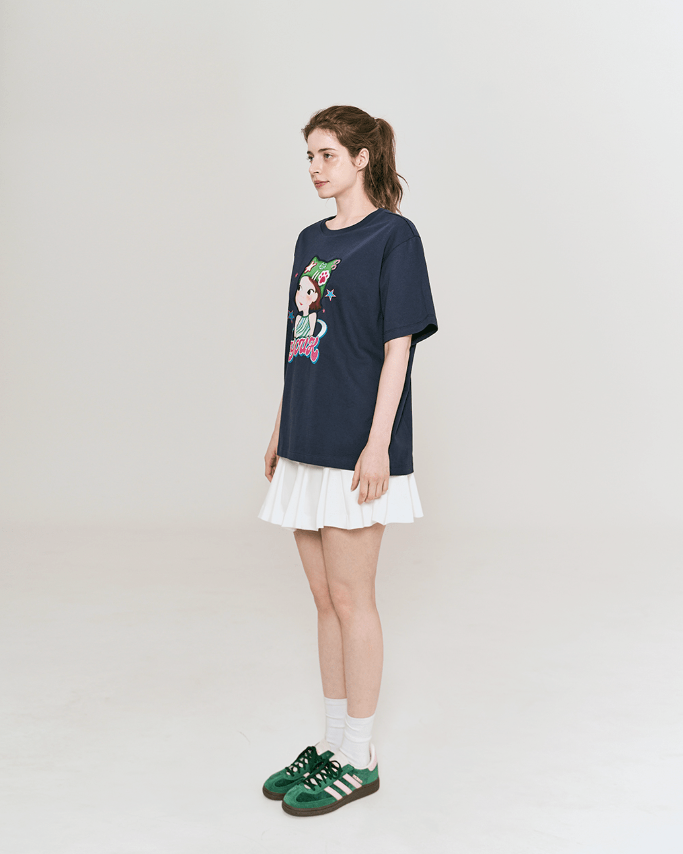 Cutie Beanie T-Shirt F Ria