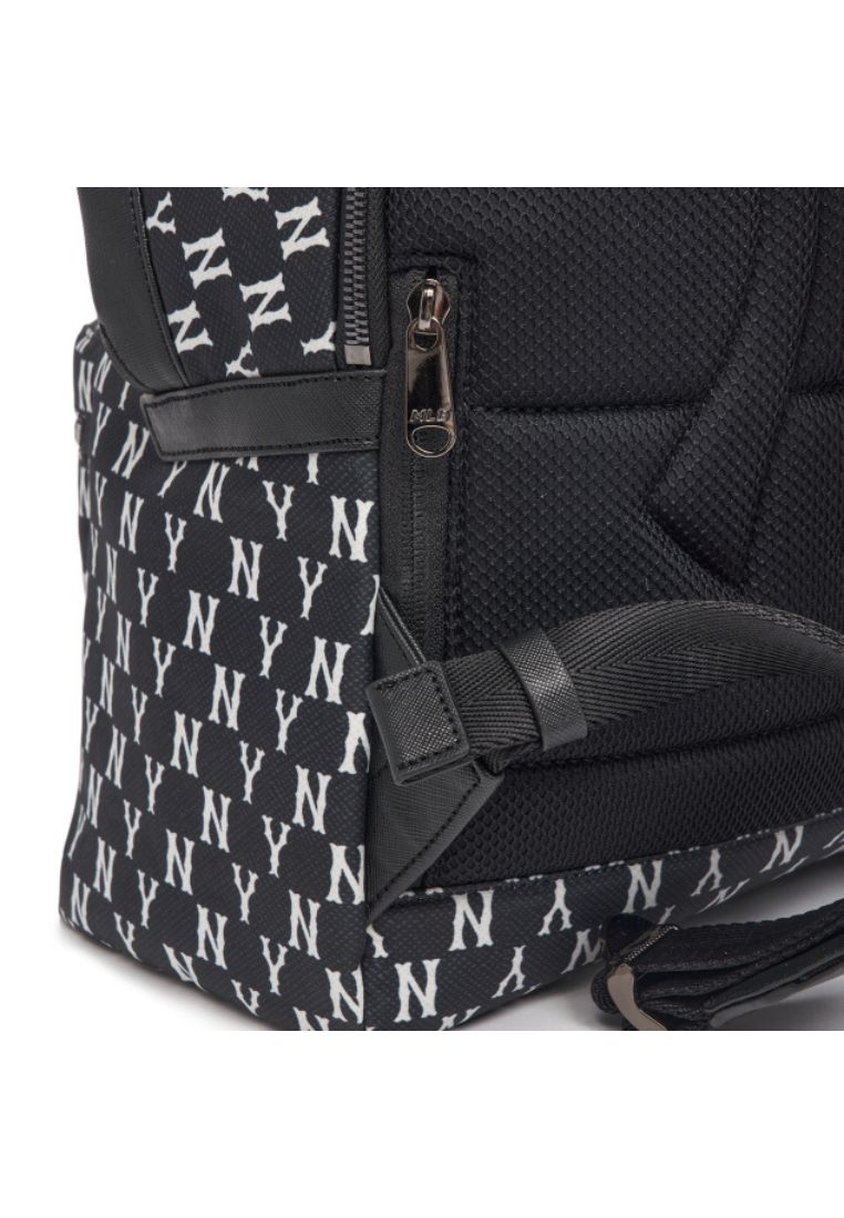 Classic MONOGRAM Backpack NEW YORK YANKEES black