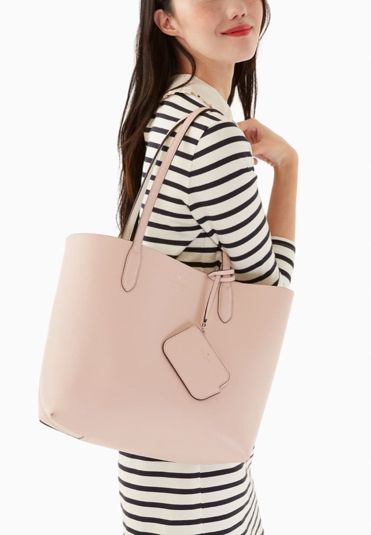 Ava Reversible Tote Parchment