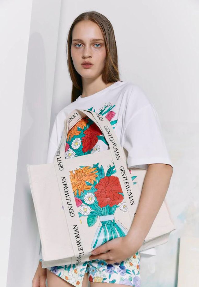 Blissful Bouquet Tote