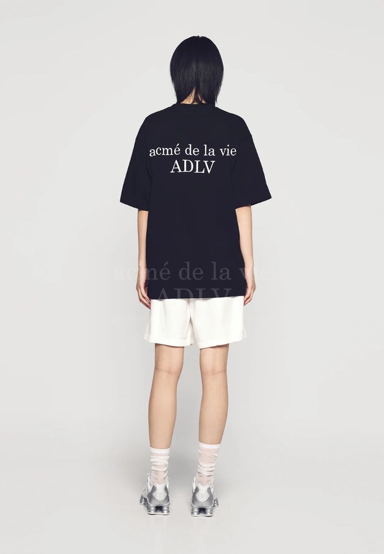 Brushing Teeth Girl Baby Face Short Sleeve T-Shirt Black
