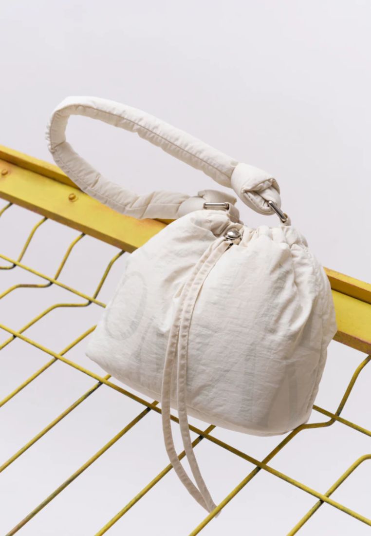 Bucket Hobo Bag Cream