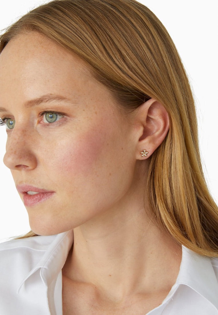 Gleaming Gardenia Flower Studs Gold