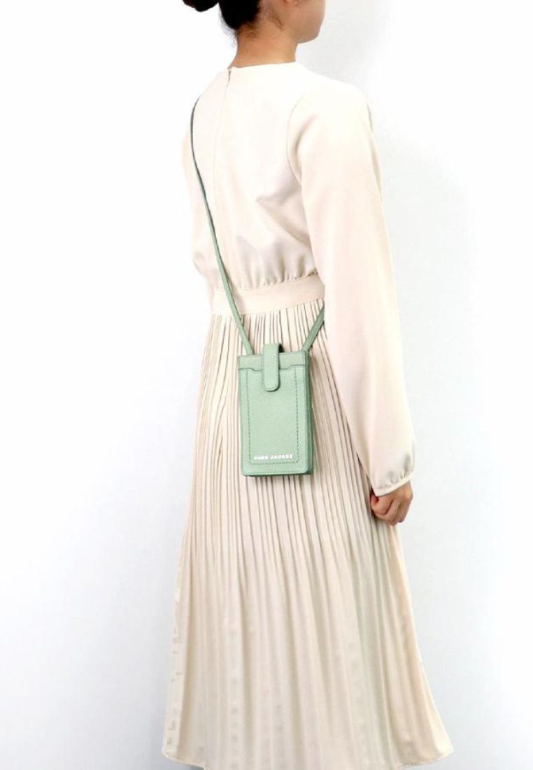 Groove Leather Phone Crossbody Mint