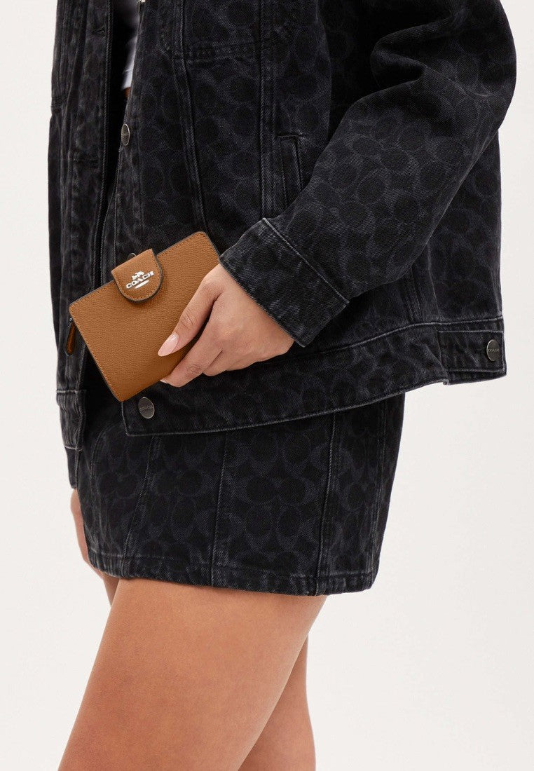 Medium Corner Zip Wallet Light Saddle