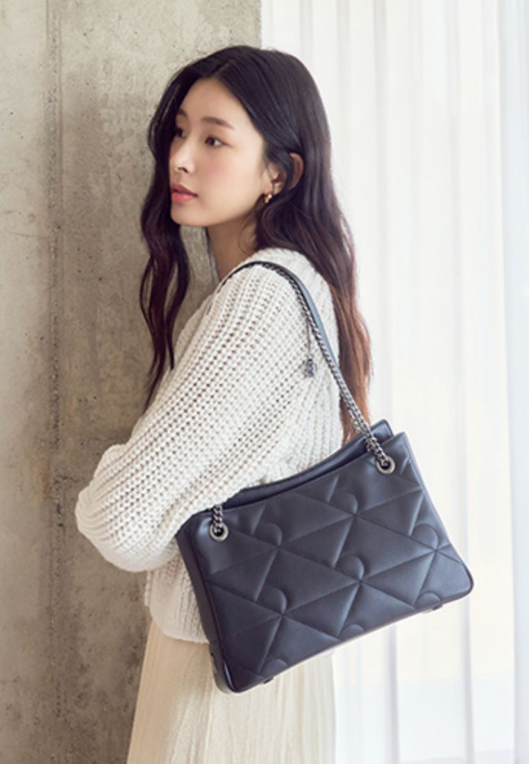 Coco R Quilting Shoulder Black MM