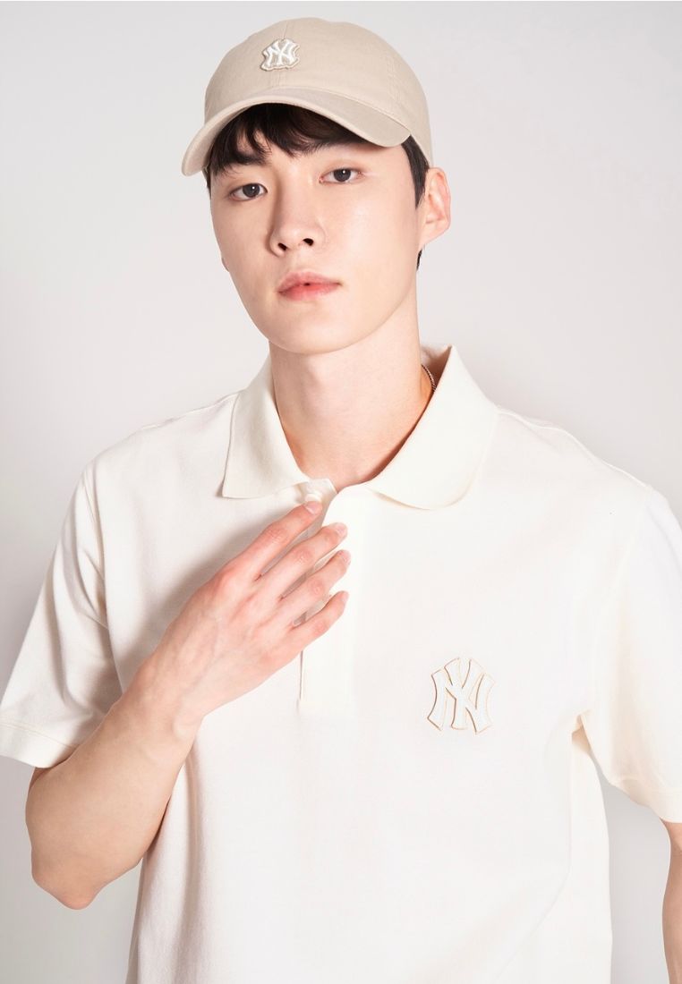 Basic Wappen Ball Cap NEW YORK YANKEES beige