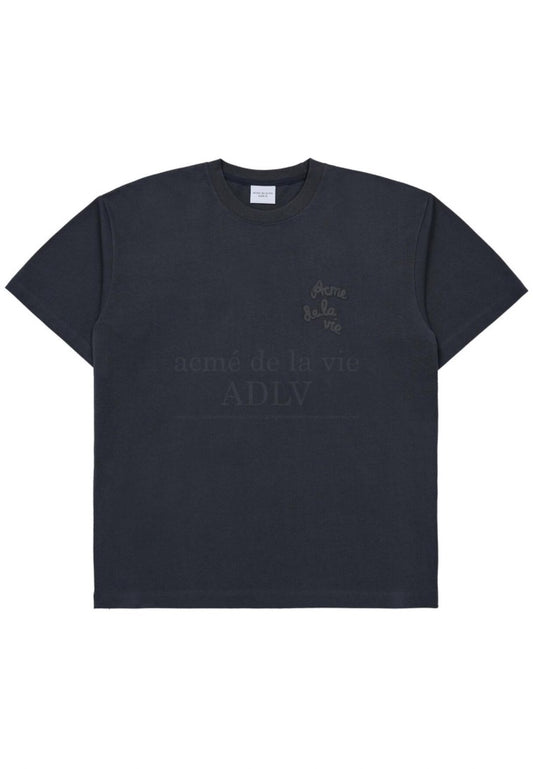 Embossing Script Logo Short Sleeve T-Shirt Charcoal