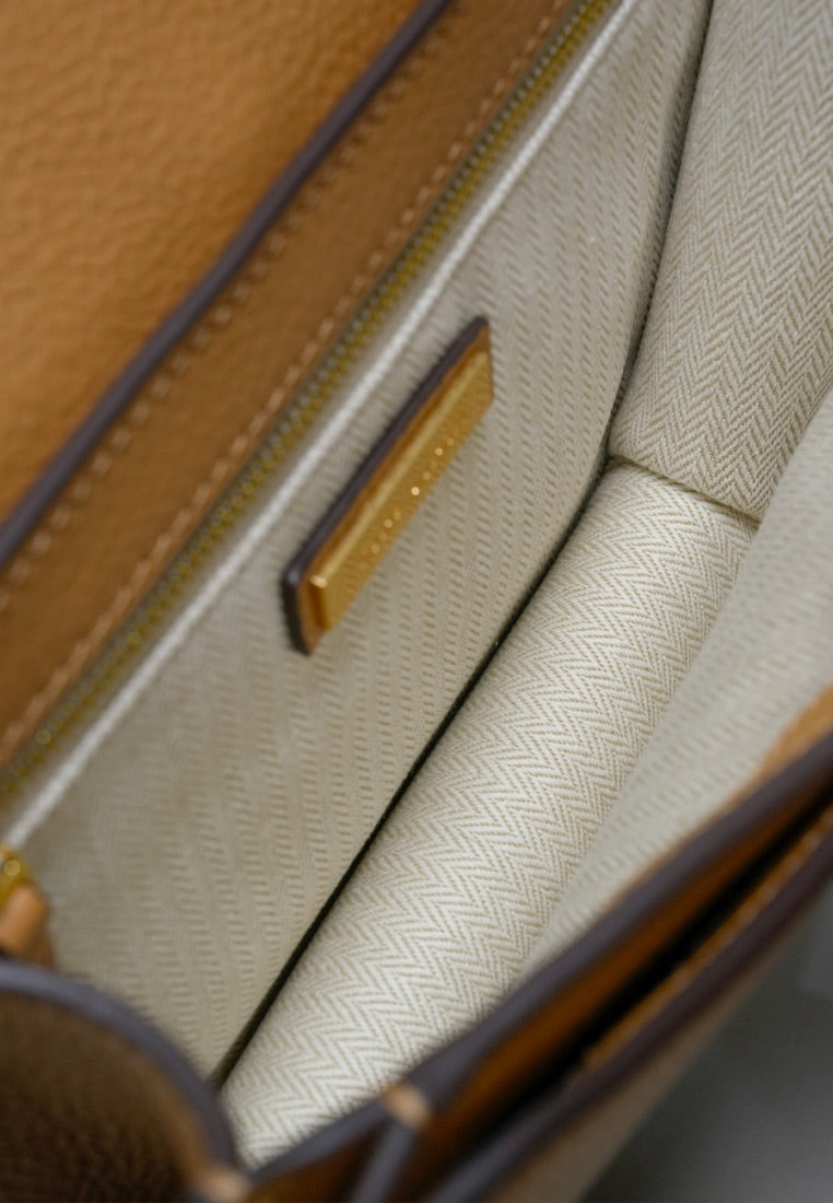 Britten Small Adjustable Shoulder Bag Tiramisu