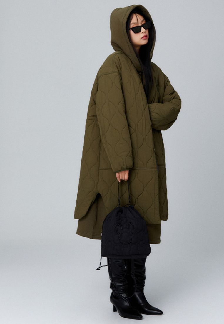 Embroidered Quilted Bucket Bag Black