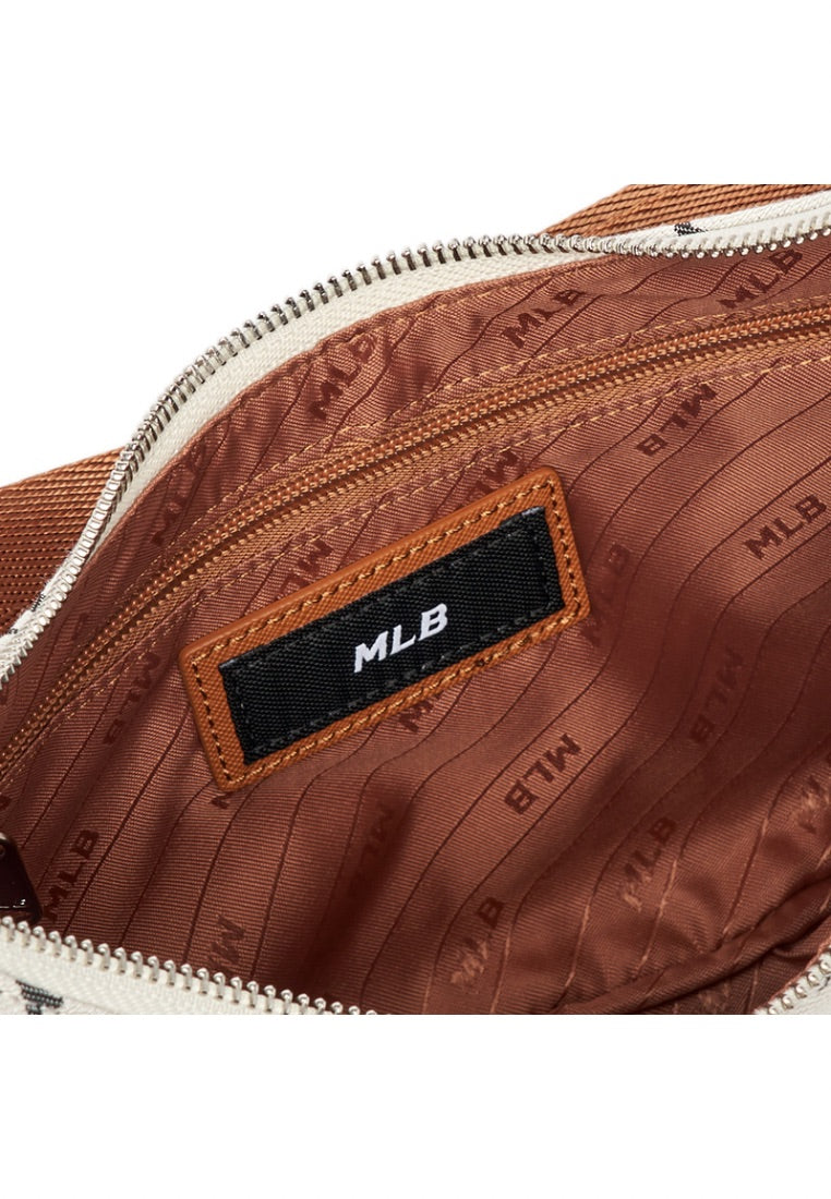 Big Classic MONOGRAM Jacquard L-Hobo Bag NEW YORK YANKEES cream