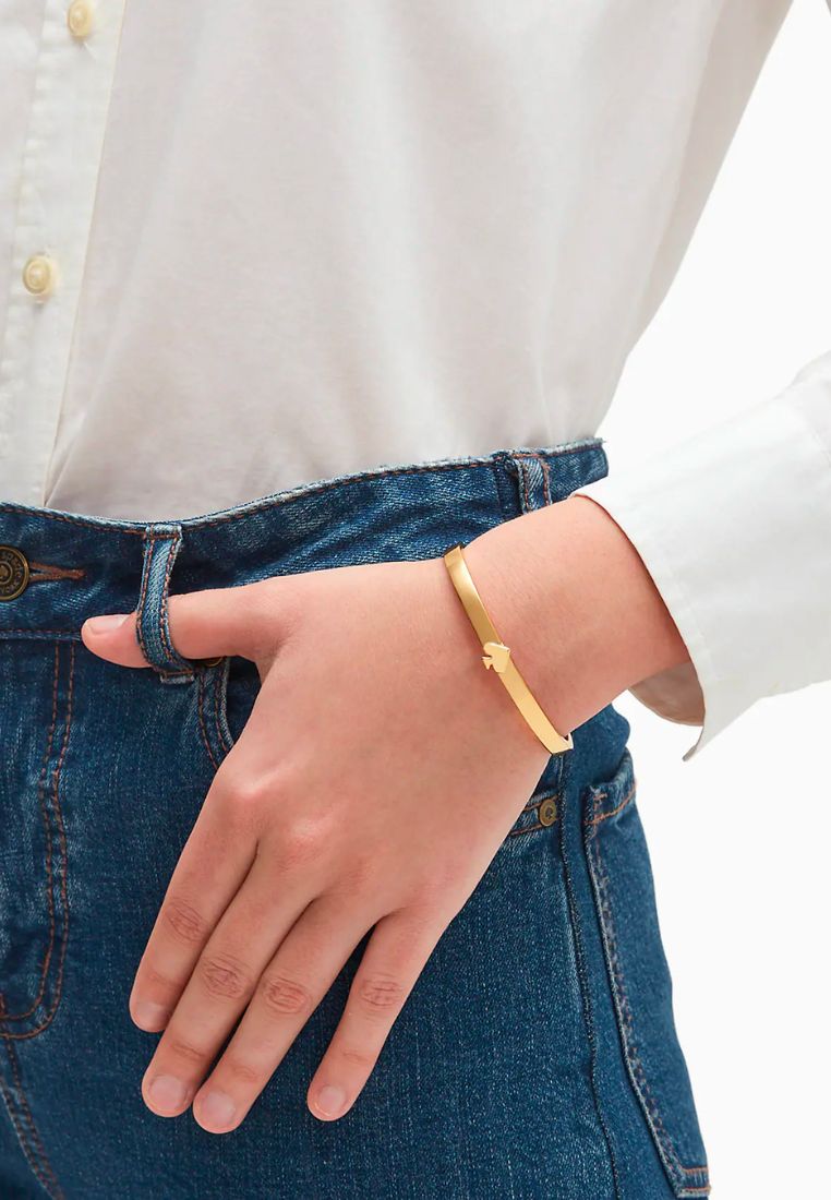 Everyday Spade Thin Metal Bangle Gold