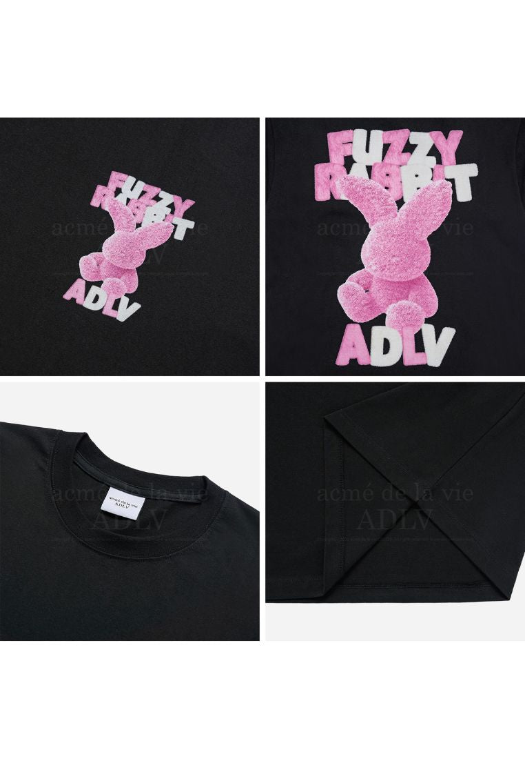 Fuzzy Font Rabbit Short Sleeve T-Shirt Black