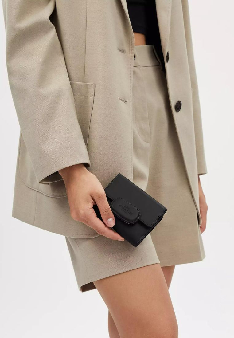 Eliza Small Wallet With Leather Covered Closure Black