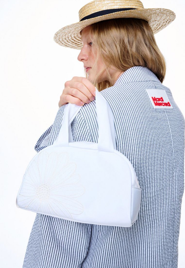 Mini Half Moon FlowerMardi Ivory White